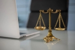 Foto de Consejos para elegir despachos de abogados en Madrid