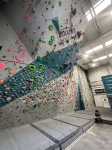 Foto de Descubriendo el Mundo Vertical: La Magia de Escalar en Rocódromo