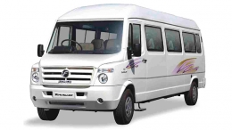 Explore Delhi in Comfort 12 Seater Tempo Traveller Rentals