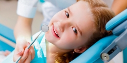A qué edad debe mi hijo ir al dentista por primera vez