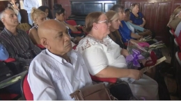 Cuba: Sacan a reportero de ADNCuba de la misa del niño Damir Ortiz