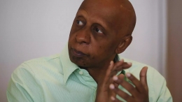  Cuba: Irrumpen violentamente en vivienda de Fariñas y se lo llevan detenido