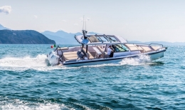 Venta de embarcaciones Karnic en la Costa Brava