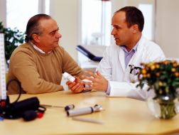 ¿Cómo funciona el seguro de salud privado para extranjeros?