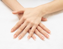 Cuidado de las uñas: ¿Por qué el esmalte de uñas es lo menos importante?