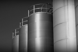 ¿Cómo elegir depósitos industriales?