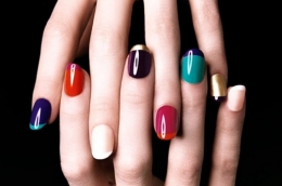 Ricostruzione unghie con semipermanente e gel: differenze