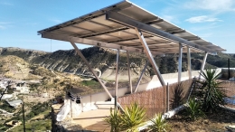 Ejemplo Pérgola Fotovoltaica: Carport