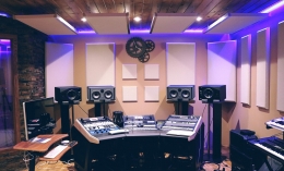 ¿Por qué y cómo contratar un servicio de alquiler equipos de sonido de calidad?