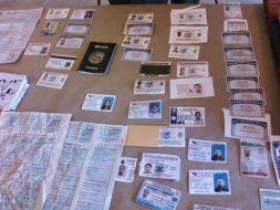 El mejor servicio de identidad y pasaporte falso alrededor