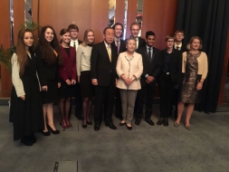 Una estudiante de Tarragona entre los 5 ganadores de la final internacional de las Competiciones de Debate para Jóvenes 