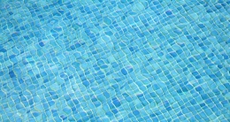 El gresite es esencial para tu piscina