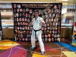 El Sensei Romer Abuhazi García se prepara para su próxima competencia internacional en New Jersey.