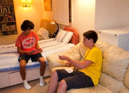Factores que influyen en la elección de un campamento de verano en inglés