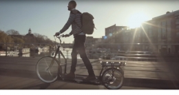 Lopifit la bicicleta eléctrica para caminar sobre ruedas