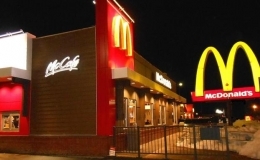 Las hamburguesas veganas son ya comida rápida en McDonald’s