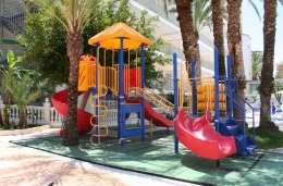 LOS BENEFICIOS DEL OCIO INFANTIL EN EL PARQUE
