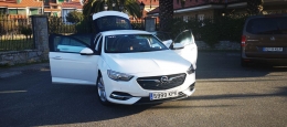 Nuestro servicio premium de taxi