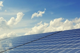 Placas Solares y Aerotermia: La Combinación Perfecta para la Eficiencia Energética en Madrid