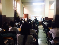 Remar ONG anuncia el comienzo del curso en el colegio Los Olivos de Perú
