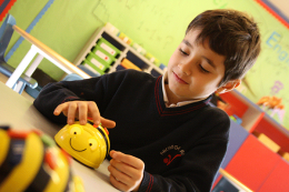 Beneficios de la Robótica Educativa para los alumnos de Infantil (Colegio Arcángel Rafael)