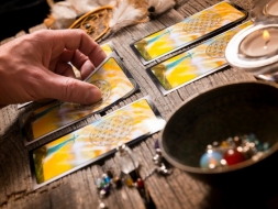 Los tipos de tarot más místicos que utilizan las tarotistas